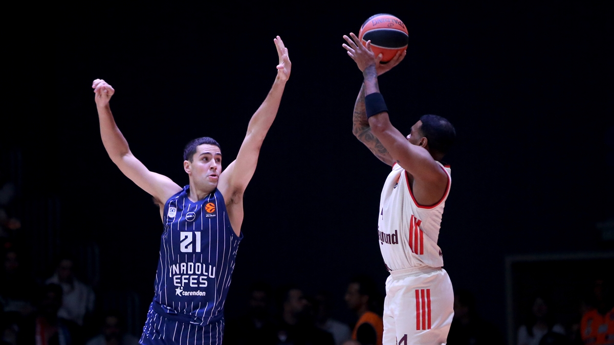 Anadolu Efes, Bayern Münih’i zor da olsa geçti