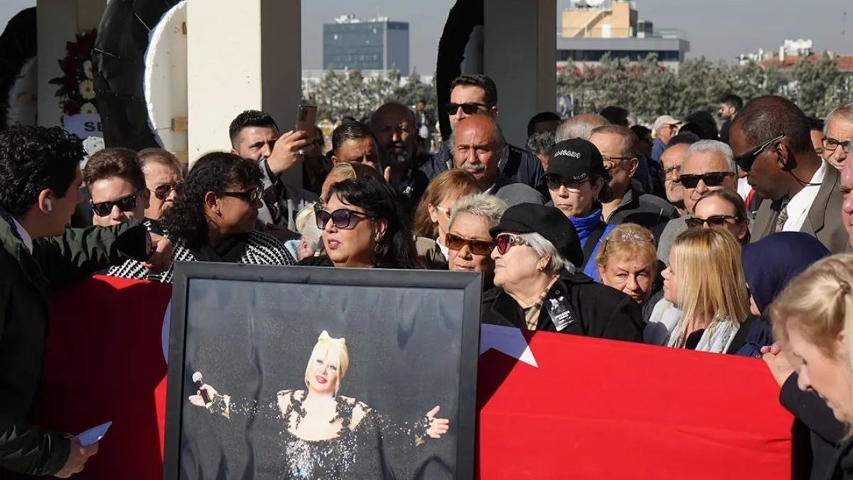 Sanatçı Muazzez Abacı için Ankara’da cenaze töreni düzenlendi