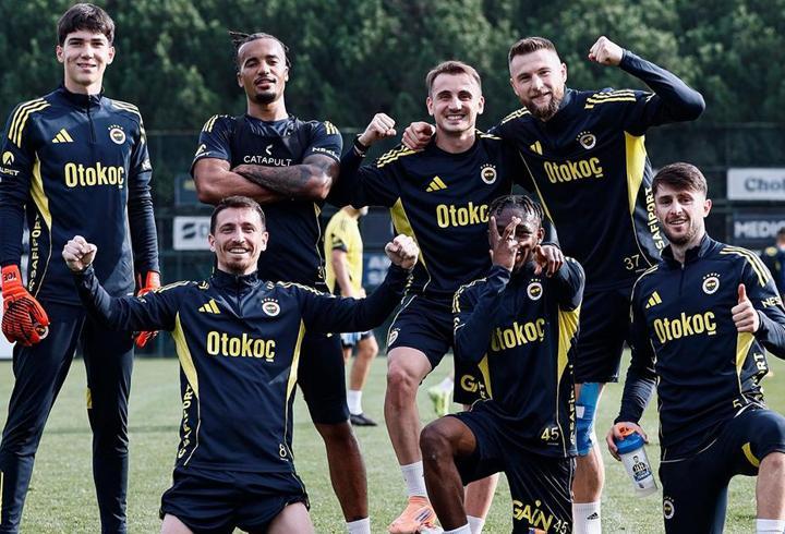 Fenerbahçe, kamp kadrosunu açıkladı