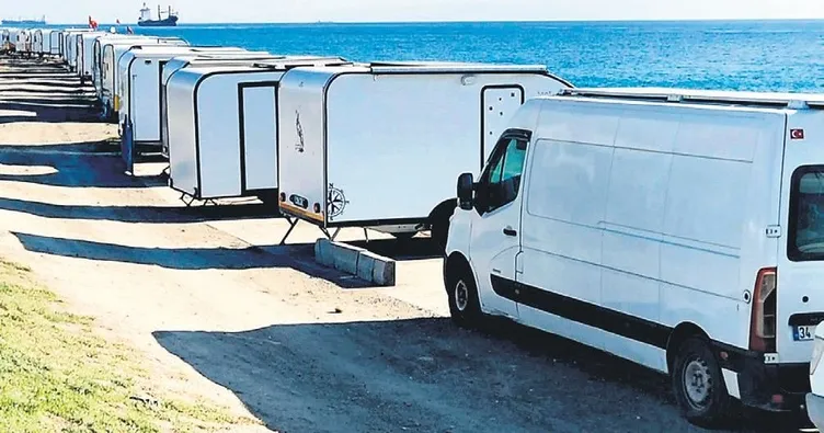 Beylikdüzü sahili karavan parkına döndü