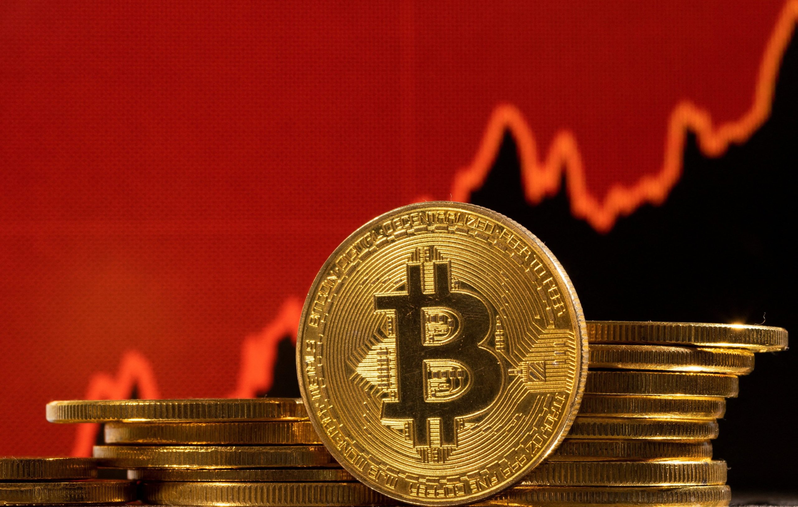 Bitcoin sert düştü: Bankacılık devinden sonbahar uyarısı