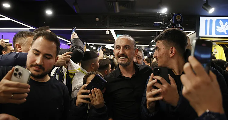 Fenerbahçe’nin efsane futbolcuları derbi öncesi bir araya geldi