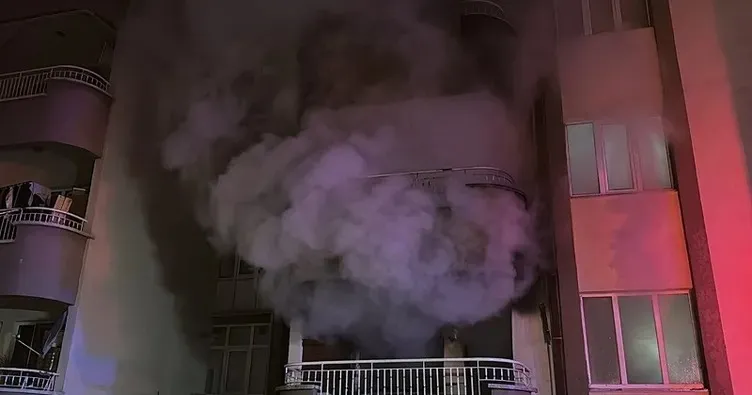 Kütahya’da 8 katlı apartmanda çıkan yangında mahsur kalan bir kişi hayatını kaybetti
