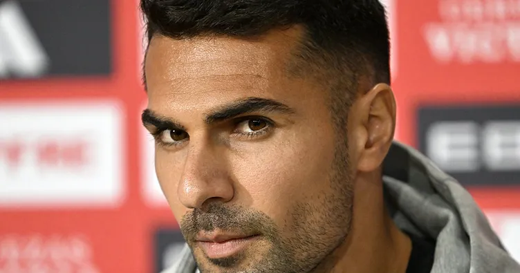 Milli futbolcu Zeki Çelik: “Hedefimiz Dünya Kupası’na gitmek”