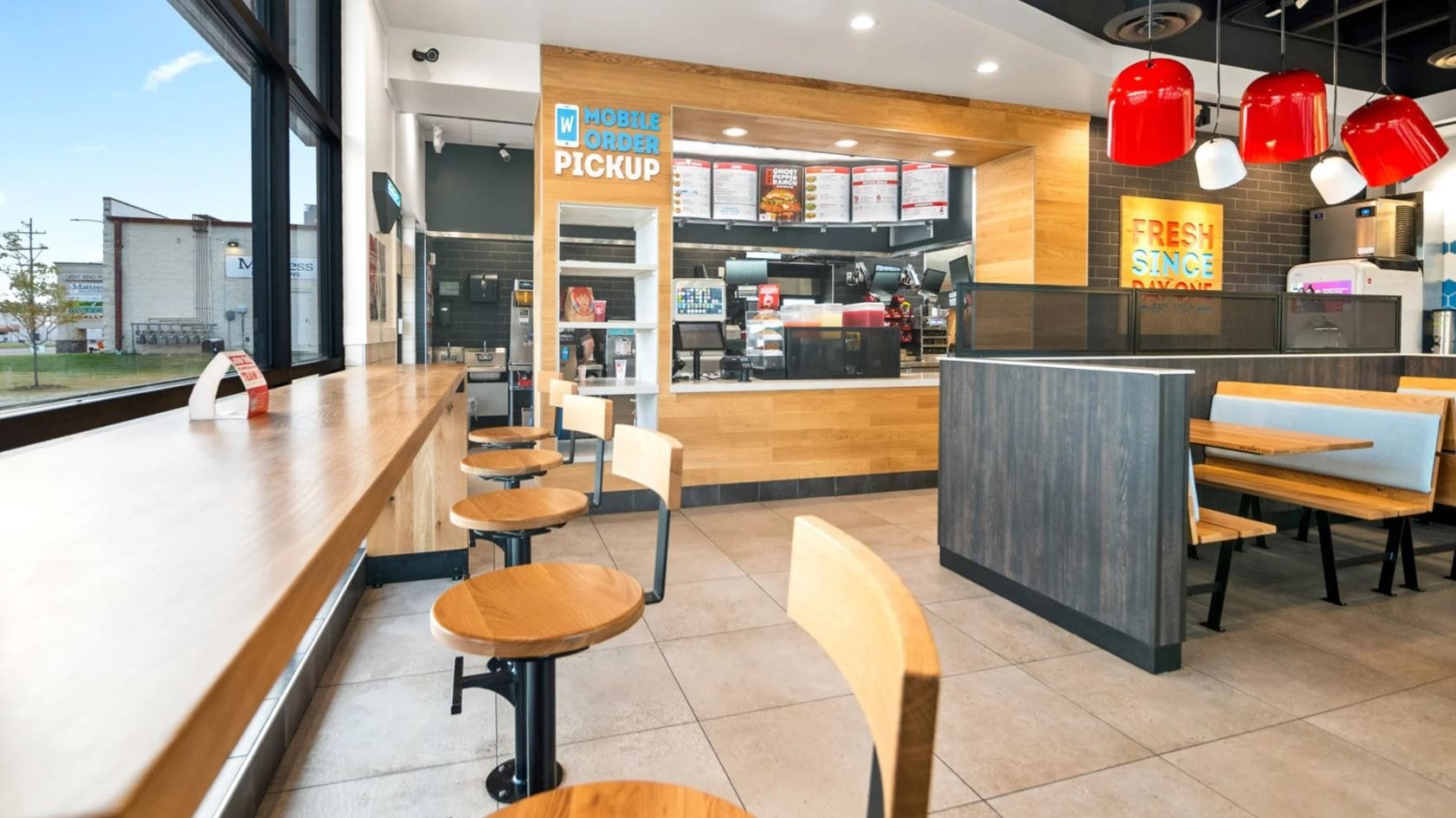 Türkiye’den yıllar önce çekilen gıda devi 350 şubesini kapatıyor!