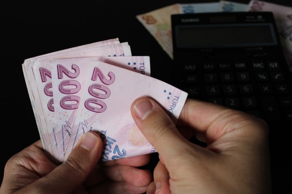 Mevduatta rekor seviyeler: Bankalar %48’e varan faiz açıklıyor