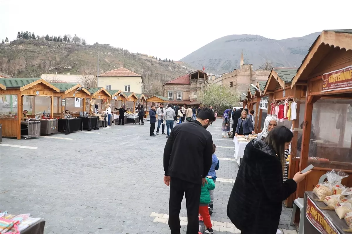 Kayseri’de Kadın Üretici Pazarı Açıldı