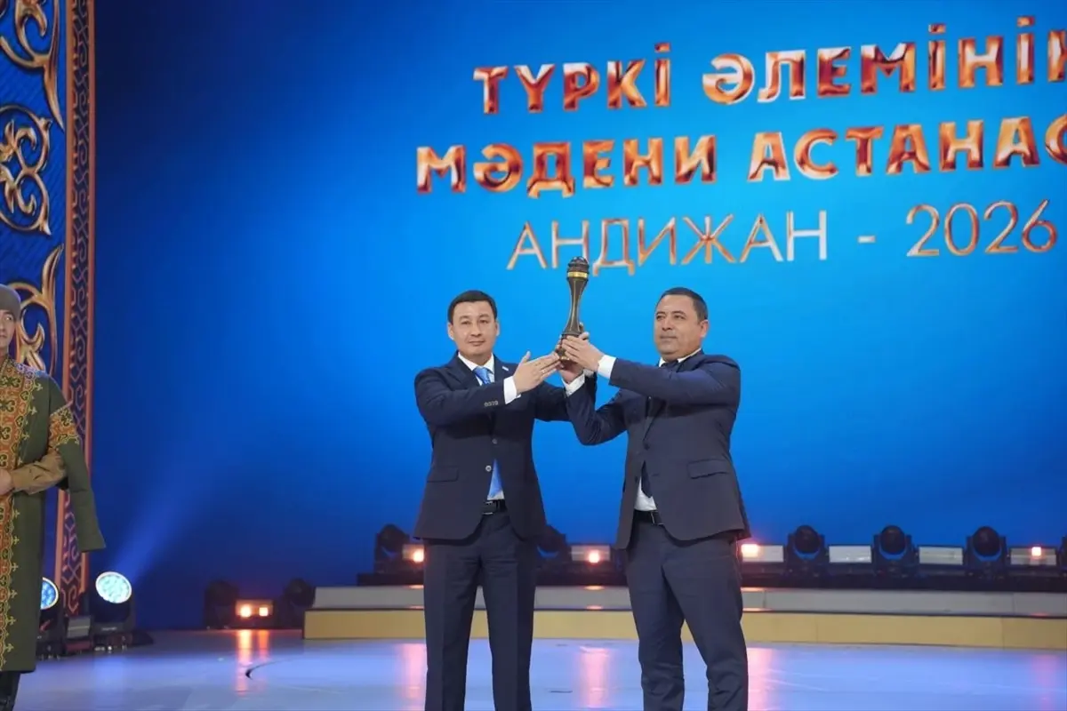 TÜRKSOY’un “Türk Dünyası Kültür Başkenti” ünvanı törenle Aktau’dan Andican’a devredildi