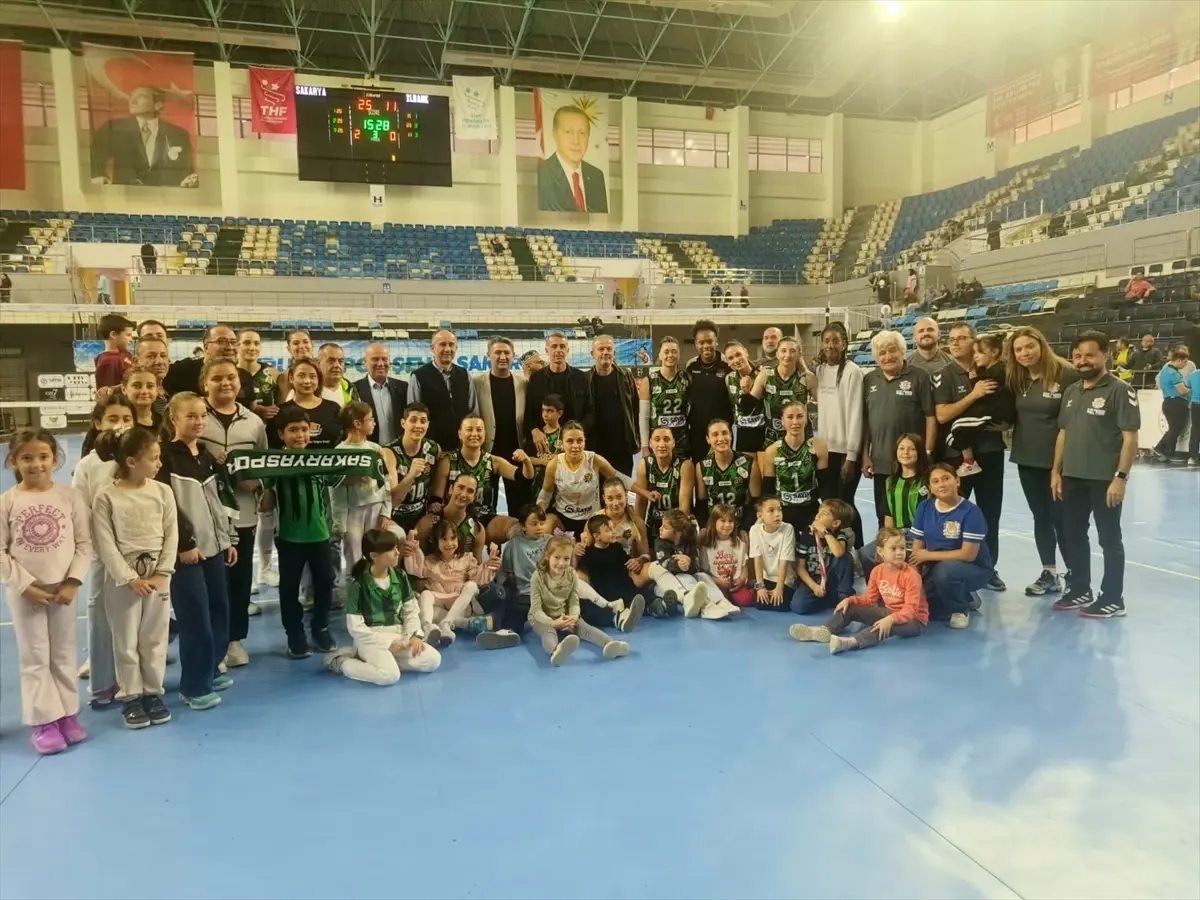 Sakarya Voleybol, İlbank’ı 3-0 Mağlup Ederek Serisini Sürdürüyor