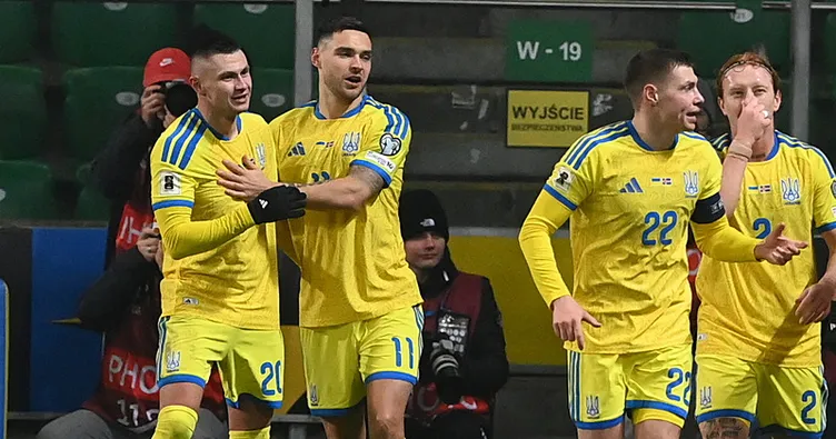 Zubkov sahne aldı, Ukrayna play-off’a turladı!