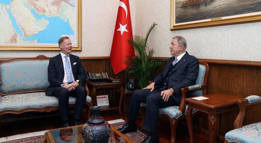 Bakan Akar, Ari Maki’yi kabul etti