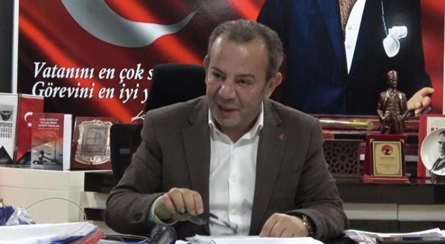 Tanju Özcan’dan sigara uygulaması: Belediyede, içmeyen daha fazla maaş alacak