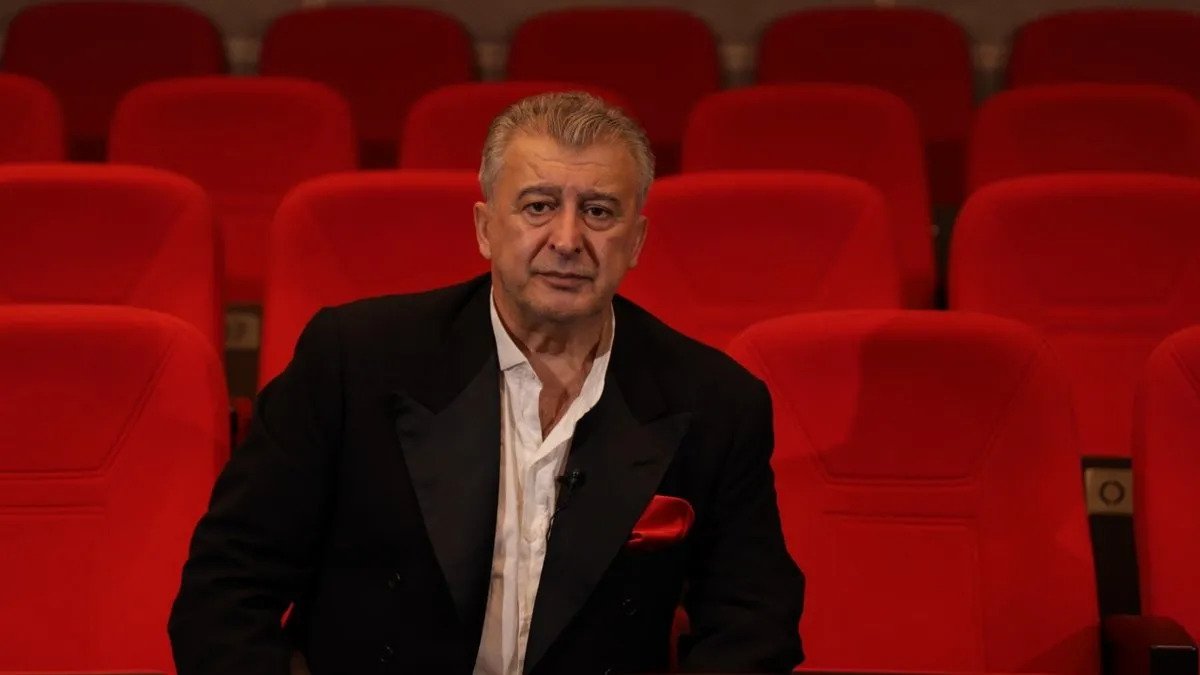 Hüseyin Avni Danyal kimdir