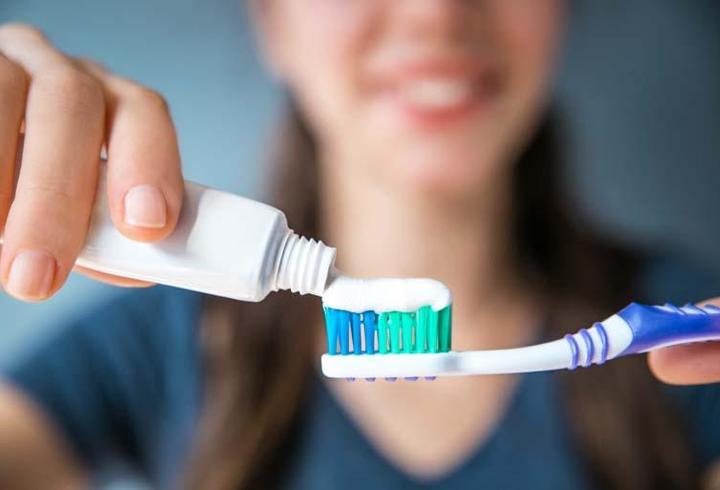 Diş fırçalamak yeterli mi?