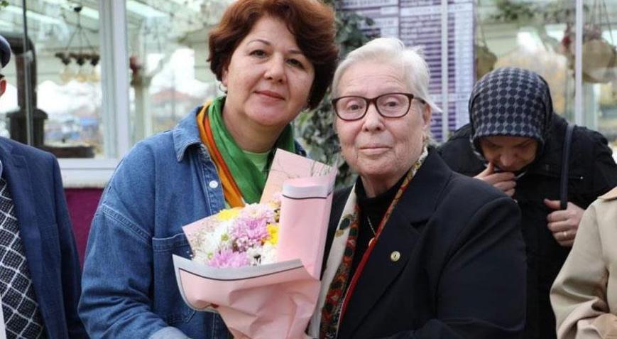 Yarım asır sonra öğretmen ve öğrencileri ilk kez buluştu! ‘Çok mutlu oldum’