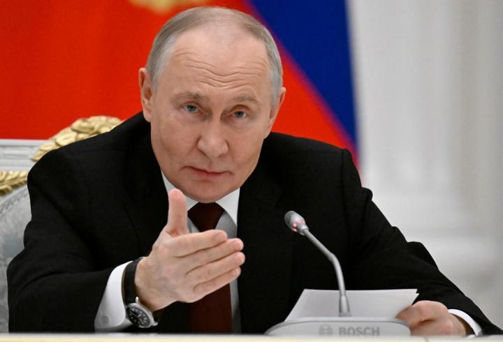 Putin imzayı attı: Rusya, Çin vatandaşlarına vizeyi kaldırdı