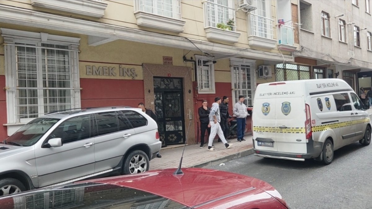 İstanbul’da tartıştığı komşusunun evini kurşunladı