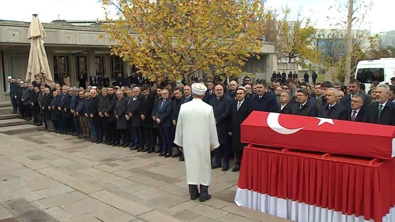 Vefat eden eski milletvekili Cemal Öztürk için TBMMde tören