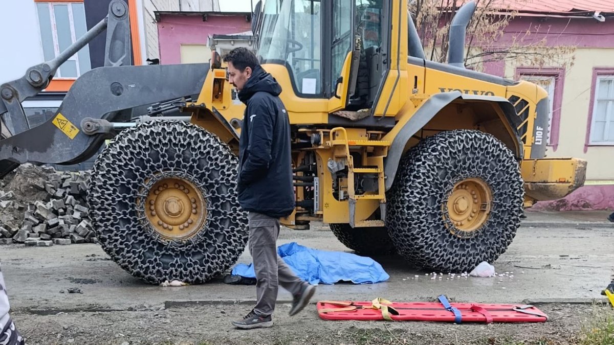 Kars’ta kepçenin altında kalan emekli imam öldü