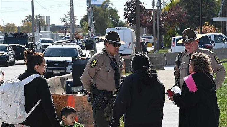 ABD yüksek riskli ilan ettiği 19 ülkeden iltica başvurularını durdurdu
