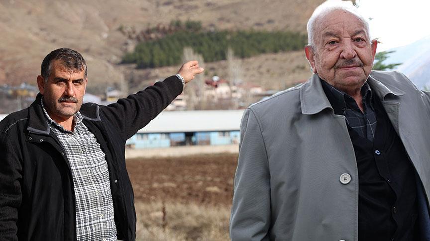 Sivaslı iki arkadaşın muhteşem fikri köyün kaderini değiştirdi! ‘5 taneyle başladık, 3 bine ulaştık’