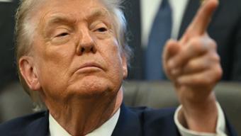 Trump Somalili göçmenleri ve Ilhan Omarı hedef aldı: Ülkemizden gitmeliler