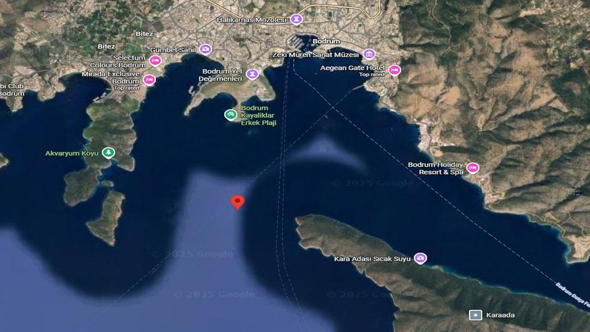 Bodrum açıklarında sürüklenen göçmen botu yardım istedi