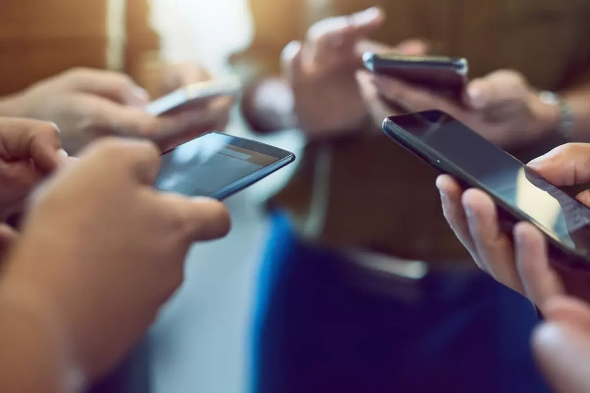 Bir dönemin efsane telefon markası Türkiye’ye geri dönüyor