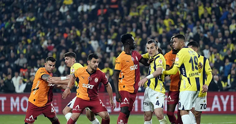 FENERBAHÇE GALATASARAY CANLI | Süper Lig’de dev derbi: Fenerbahçe, Galatasaray maçının 11’leri belli oldu…
