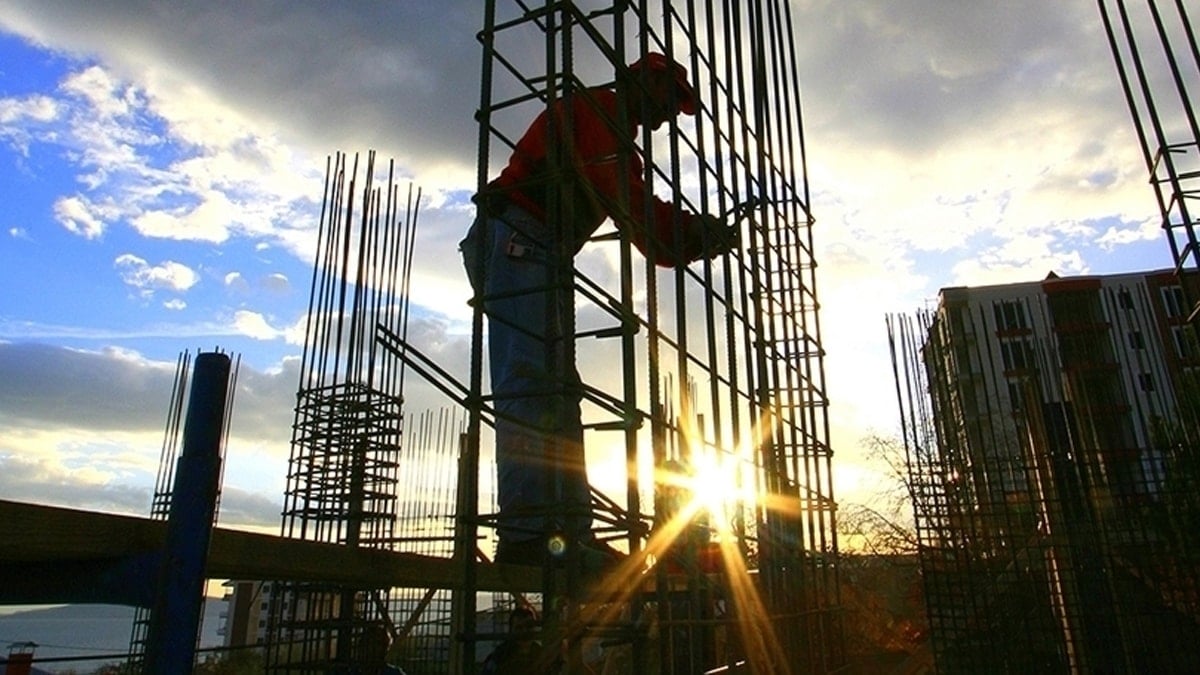 Büyüme inşaattan, daralma tencereden