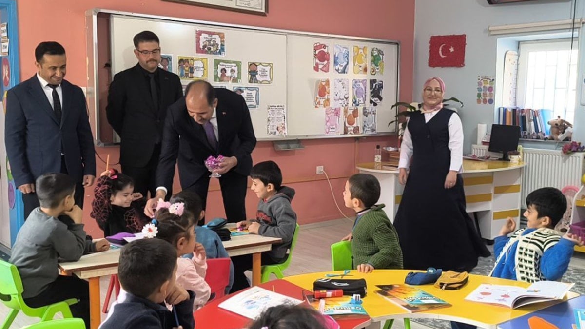 Azmin hikayesi: 22 yaşında ilkokul mezunuydu, şimdi öğretmen