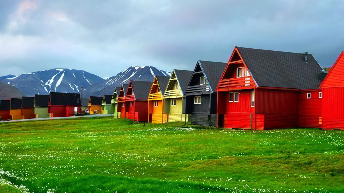 Türklere kapılarını açtı ama doğmak da defnedilmek de yasak
