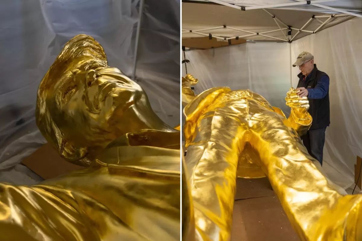 13 milyon liraya dev Trump heykeli: Tamamı altın kaplama