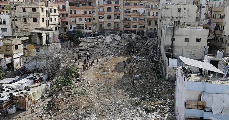 Lübnan’da iki bina yerle bir oldu: Faciada can kaybı yükseldi