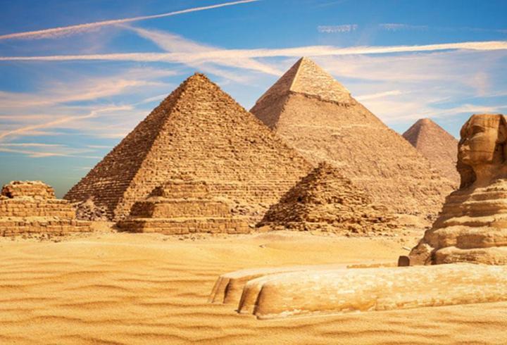 Mısır Nerede, Nasıl Gidilir? Mısır Gezi Rehberi 2025: Resmi Dili, Para Birimi, Ulaşım ve Bilmeniz Gereken Her Şey