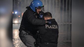 İtalyada sokaklar karıştı: 11 polis yaralı, 10 gözaltı