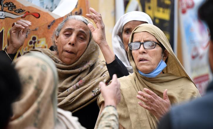 Pakistan’da camide şiddetli patlama! Bölgeden sıcak görüntüler