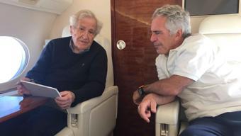 Chomsky’nin eşi, Epstein bağlantıları nedeniyle özür diledi: “Geçmişini iyice araştırmadığımız için dikkatsizdik