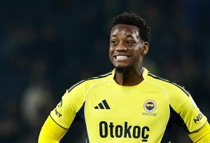 Fenerbahçe, Jhon Duran’a veda etti