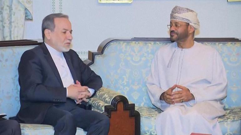 İran Devriminin 47. yıl dönümü kutlamalarında sokaklar doldu taştı