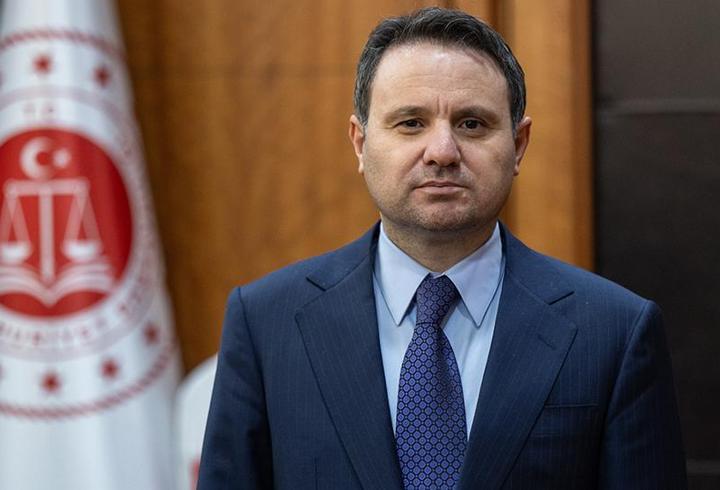 Adalet Bakanı Akın Gürlek’ten yargı mensuplarına ilk mesaj: “Yargılamalar daha kısa sürede bitmeli”