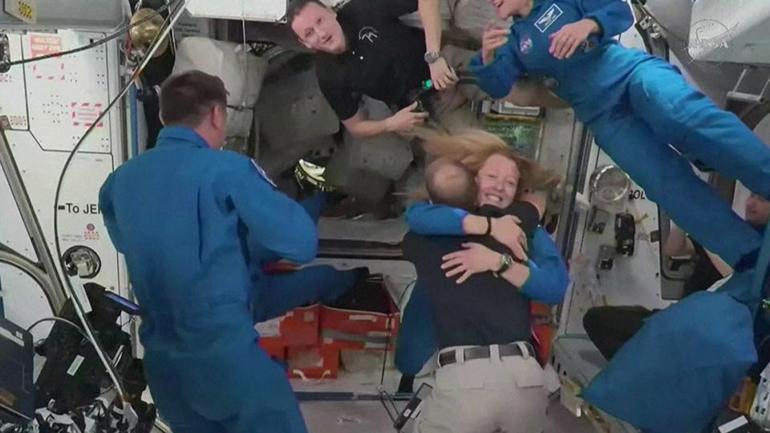 Uzayda nöbet değişimi gerçekleşti