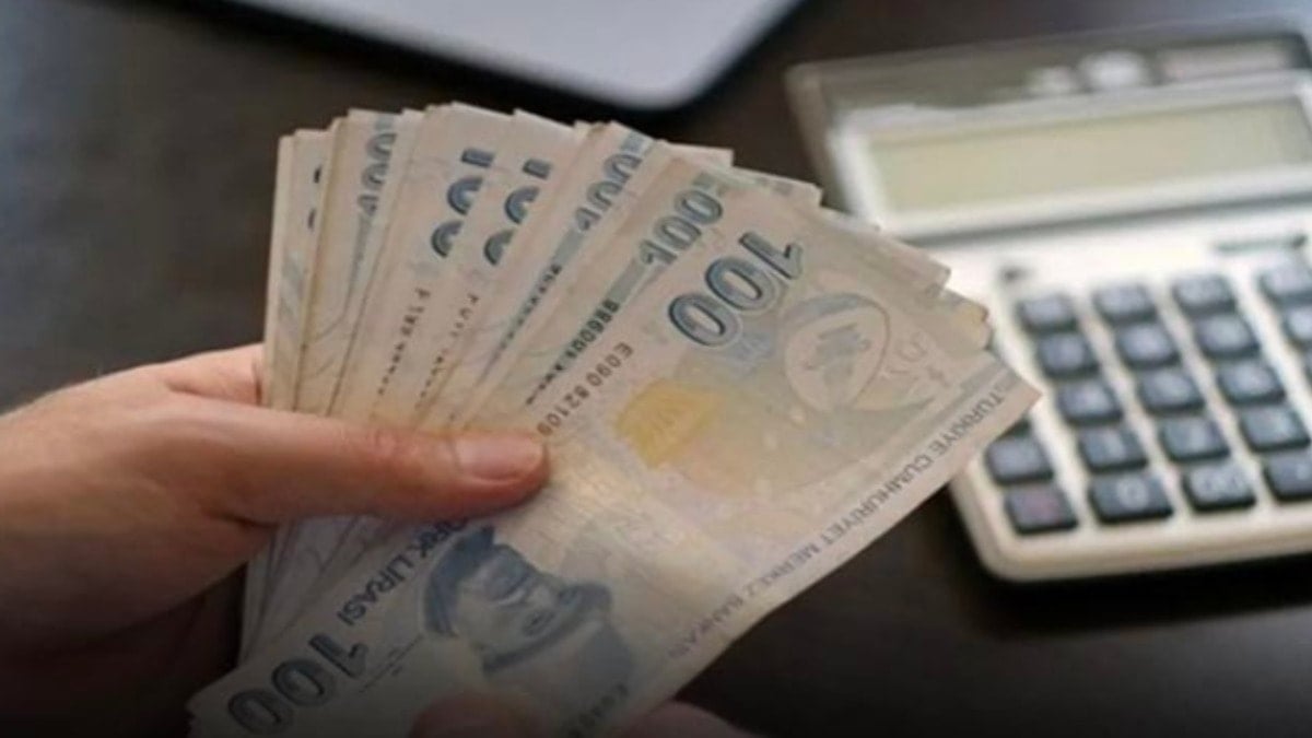 AYM’den emekli maaşı adımı