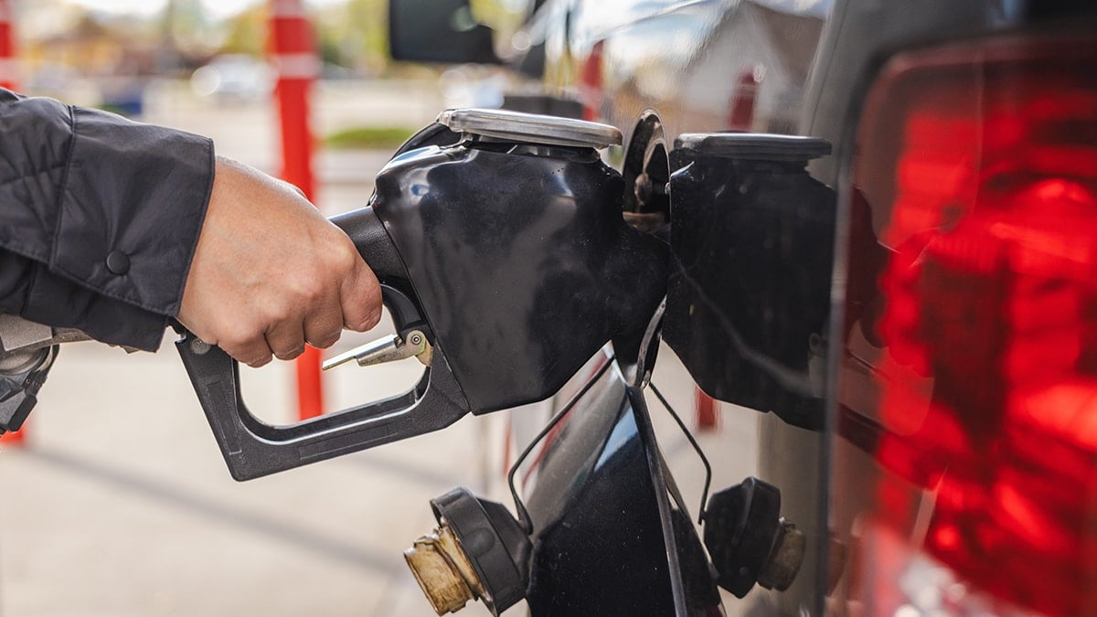 O gelişmeden sonra akaryakıta yapılacak dev zam iptal oldu