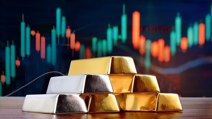 Altın ve gümüş kayıplarını telafi ediyor