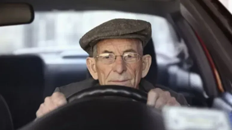 Yaşlı sürücüler yandı: Bu yaşın üzerindekilere ehliyet verilmeyecek