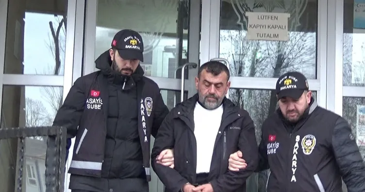 Eşini ve MHP ilçe başkanını öldüren emekli polis adliyeye sevk edildi