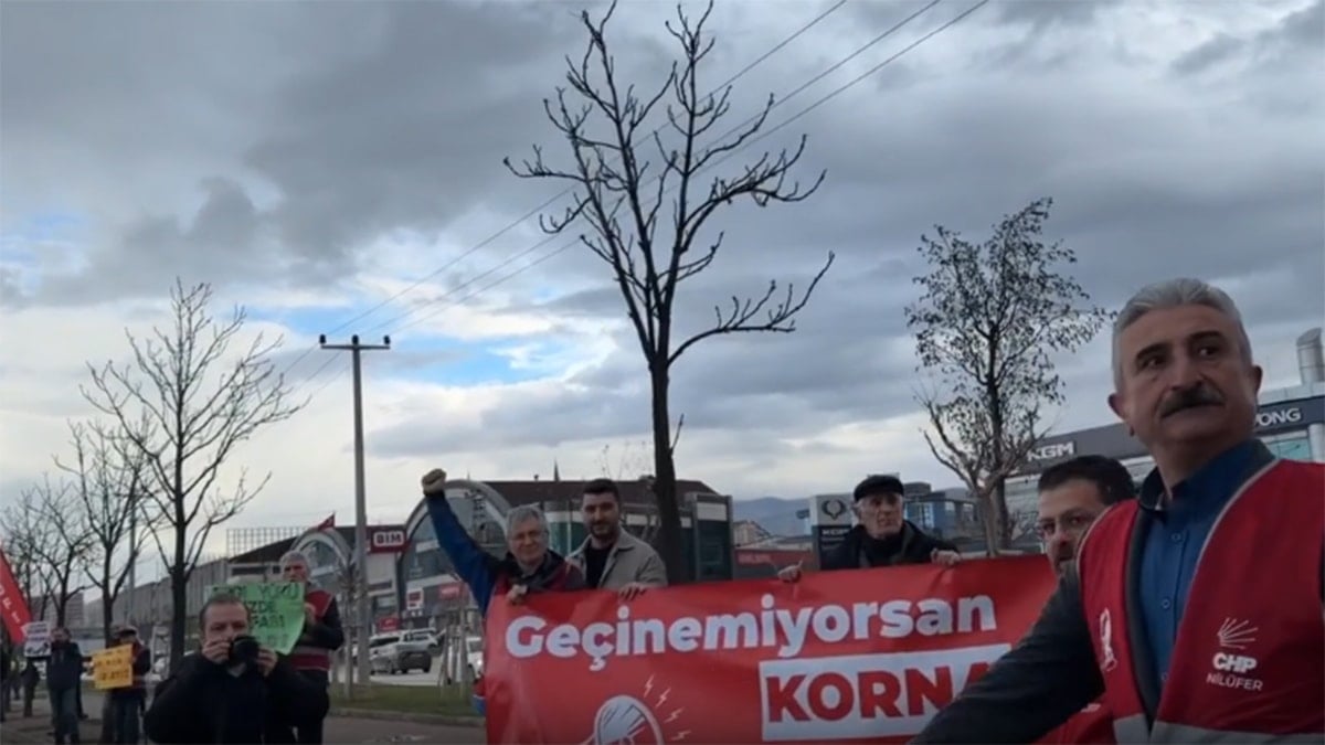 CHP’den ‘geçinemeyen korna çalsın’ eylemi