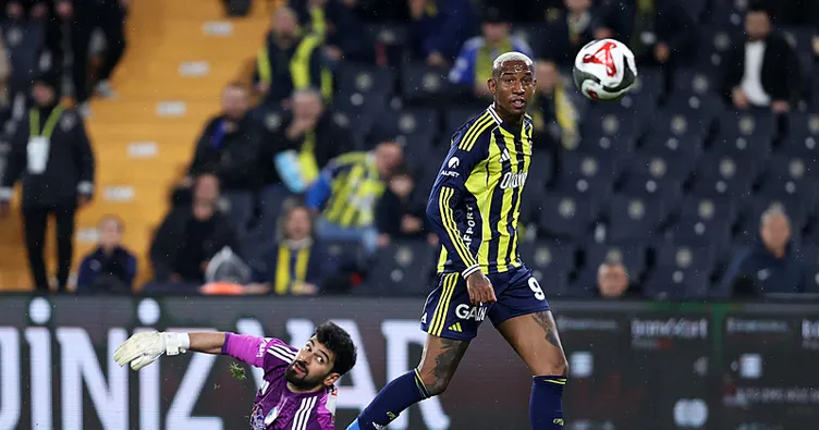 Fenerbahçe’de Anderson Talisca’dan 19. gol sevinci!