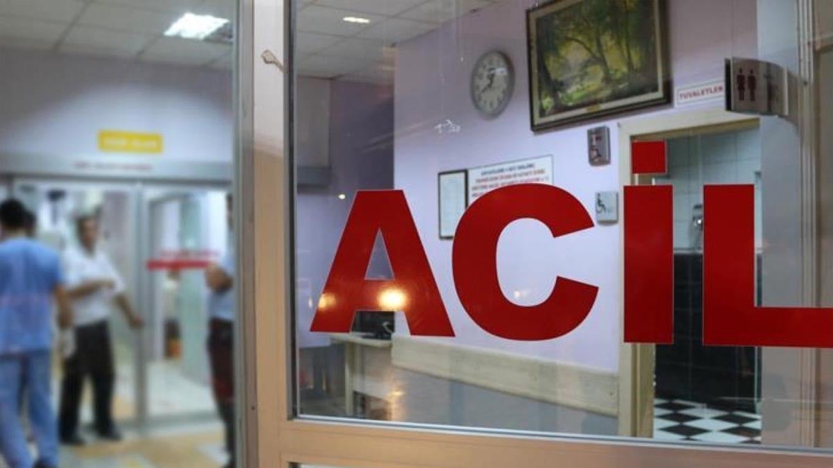 Muğla’da yakıt tankeriyle çarpışan kamyonetteki 2 kişi yaralandı